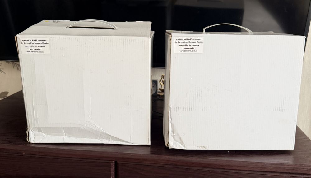 Підголовники з монітором Klyde Ultra 745 HD Beige c DVD ,USB ,SD .