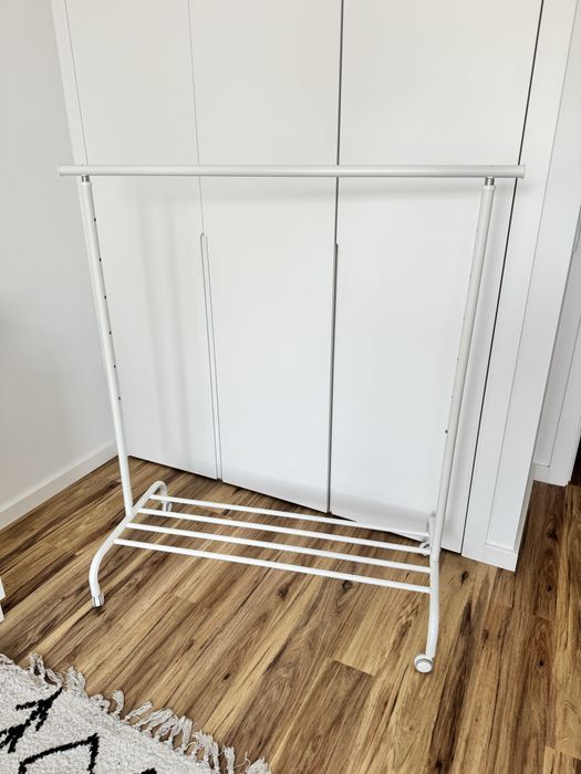 [ €10,00 ] Suporte p/ cabides | Branco | IKEA