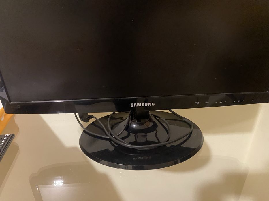 Televisor Lcd  Samsung e impressora Hp
