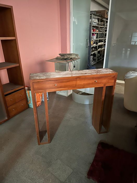 Consola em madeira com 2 gavetas