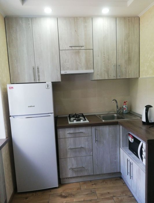 Погодинно подобово готель Україна , район Голливуда , центр