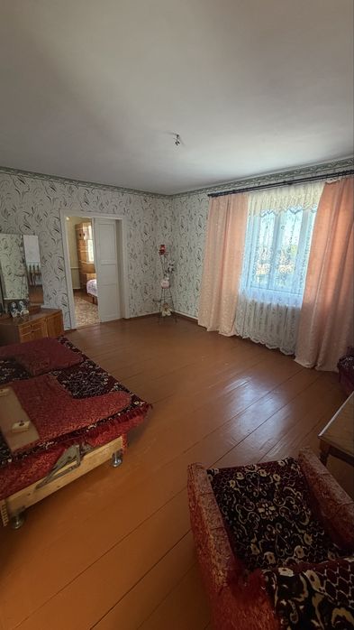 Продам нерухомість (будинок)