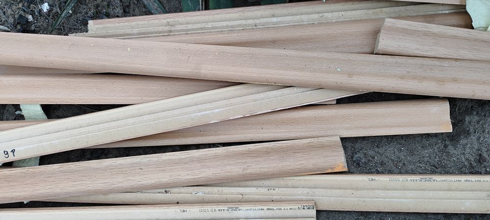 Listwy podłogowe i panele