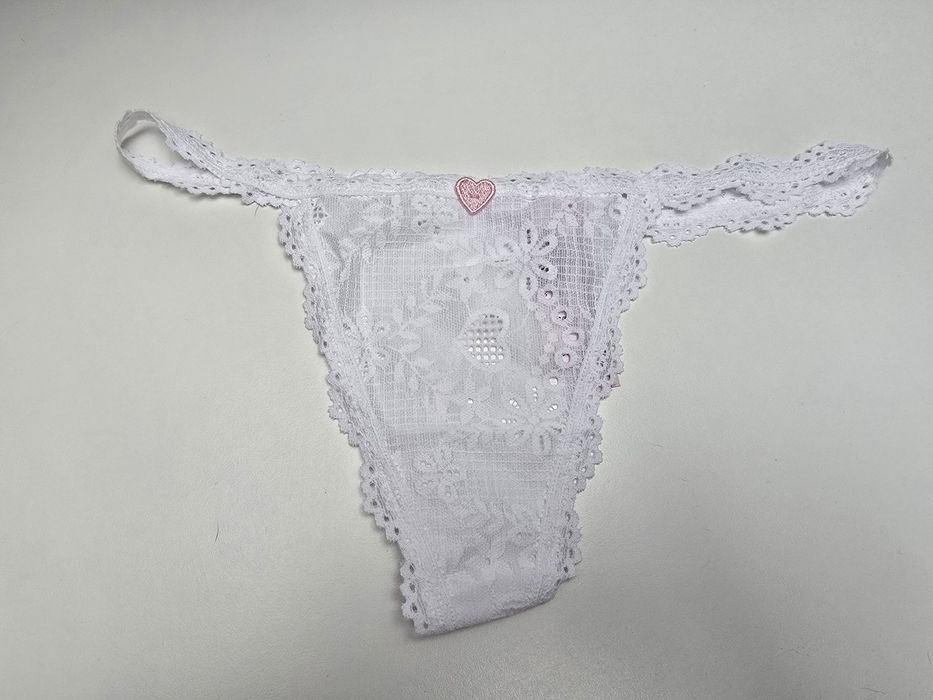 Stringi biale koronkowe Victoria's Secret S