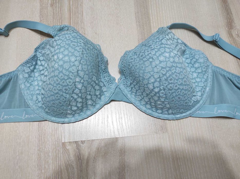 Зручний м'який бюстгальтер із мереживом, ліф із литими чашками 80F (D)