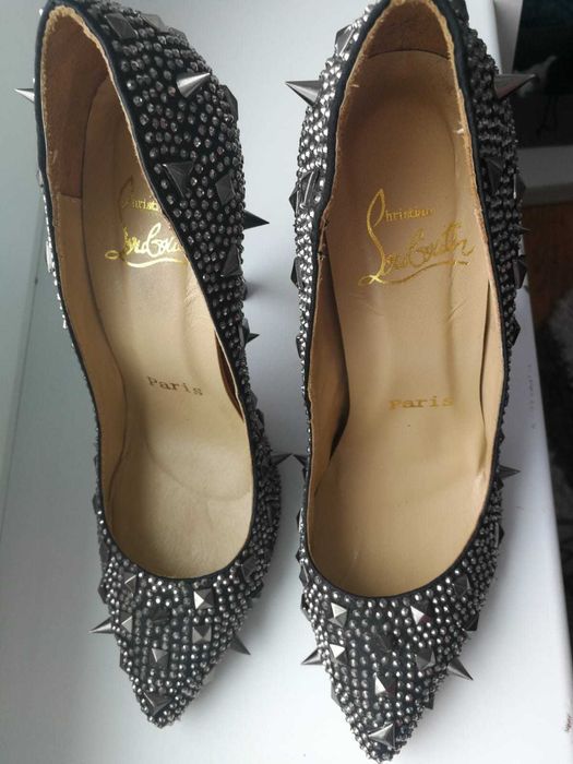 Szpilki Louboutin piękne