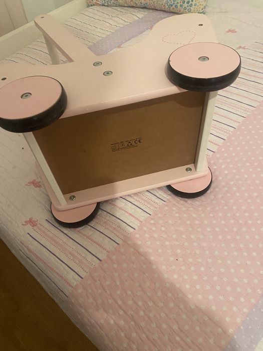 Carrinho madeira criança