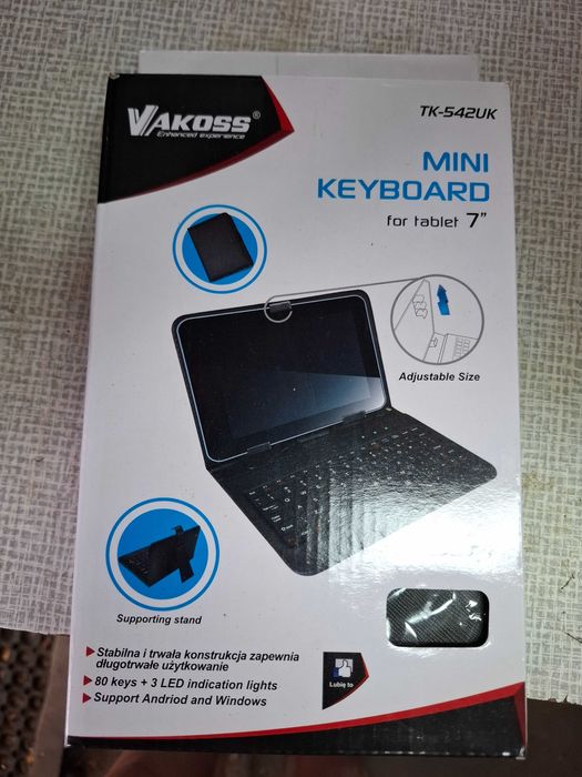 Etui do tabletu z klawiaturą