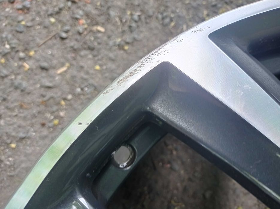 Felgi aluminiowe Alufelgi koła BMW 19 5x112 X1 f48 X2 f39 OEM oryginalne