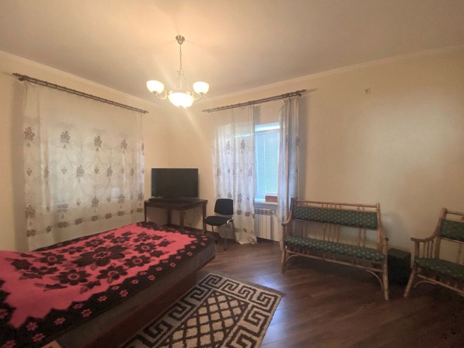 Будинок Вул.Рядова, 234/77/11 Ділянка – 779 м2 Зупинка  Гвардійська.