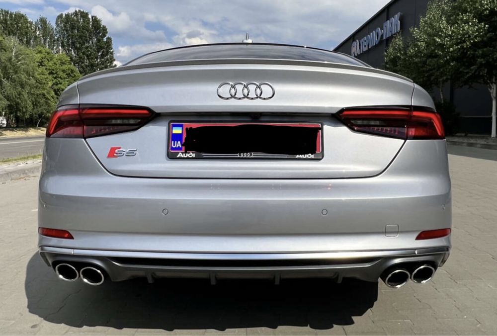 Диффузор заднего бампера Audi A5 S5 F5 S line 2017 - 2020