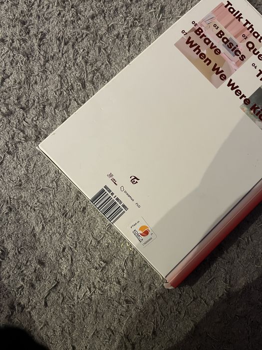 альбом twice between 1&2