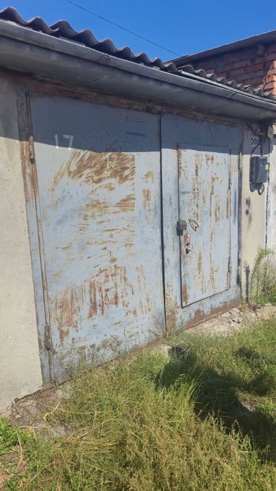 Продам просторий гараж