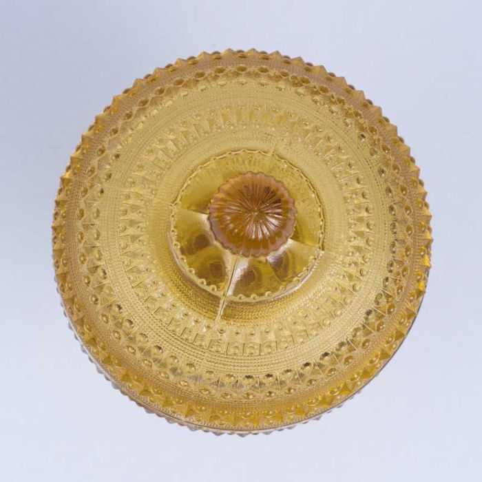 Romby i guziki bomboniera bursztynowa