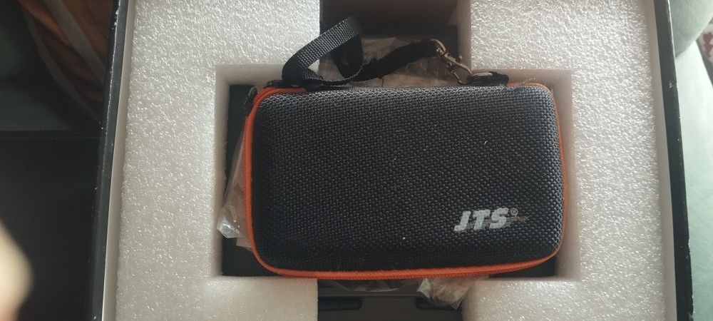 Vendo saxofone, pedaleira de guitarra mooer gE 100, saxofone soprano Eagle 0311 sax tenor júpter