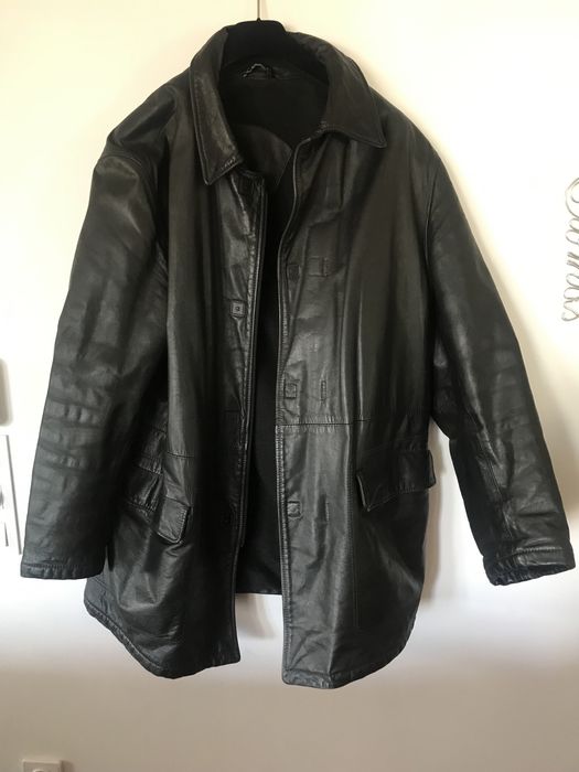 Casaco comprido em pele verdadeira