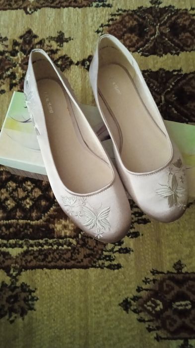 Buty damskie baleriny