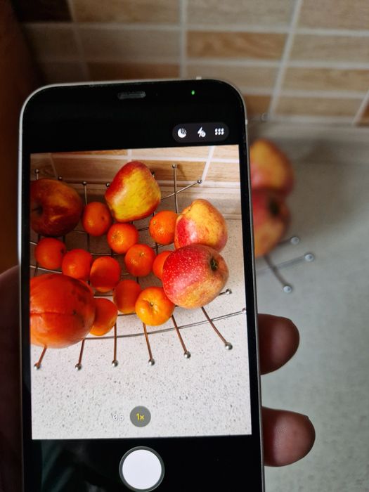 Продам IPhone 12 Neverlock