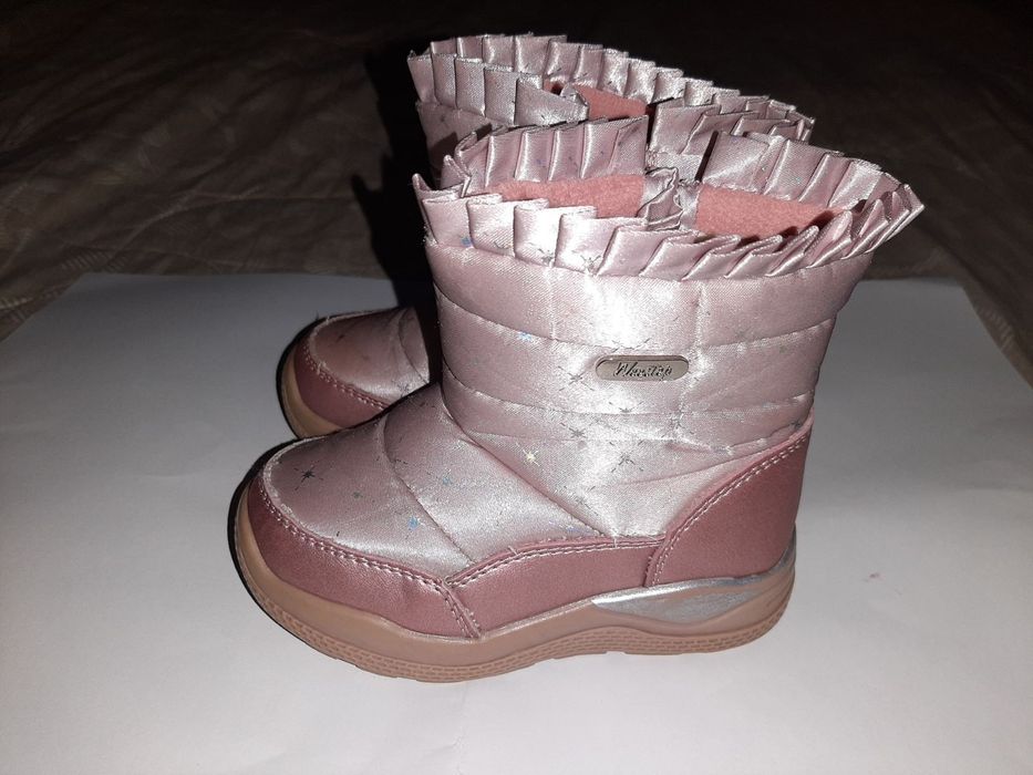 Зимние сапоги для девочки