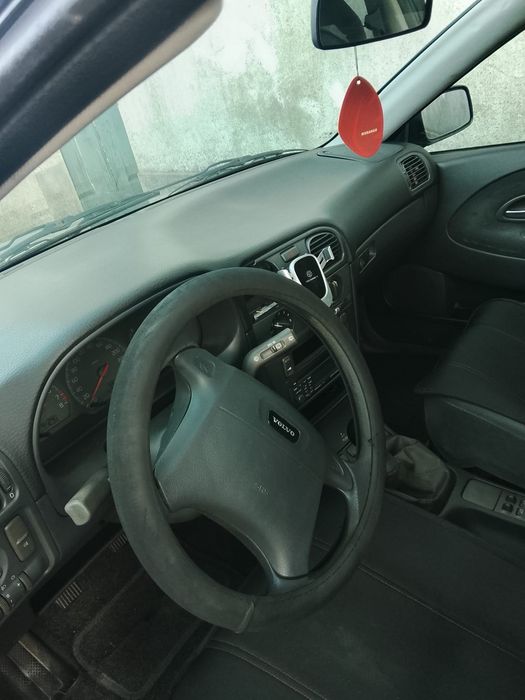 Venda de volvo v40 1.6 +