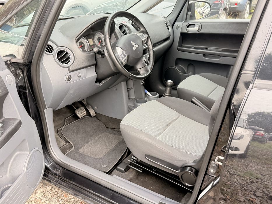 Mitsubishi Colt 2012 Automat