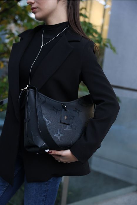 Сумка Louis Vuitton CarryAll Monogram Empreinte Leather Black