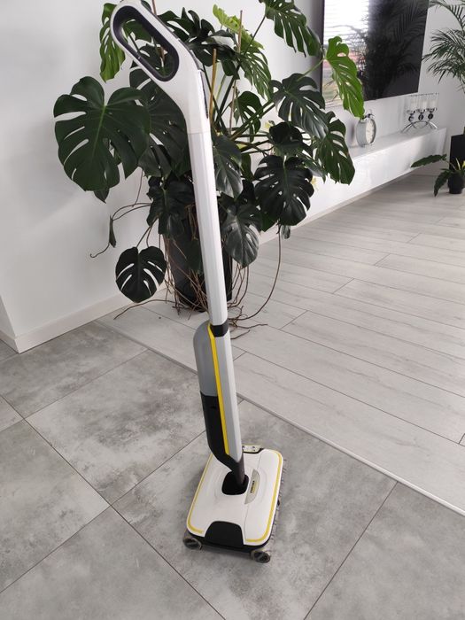 Mop Karcher + 8 rolek miękkich do paneli + 8 rolek do kamienia