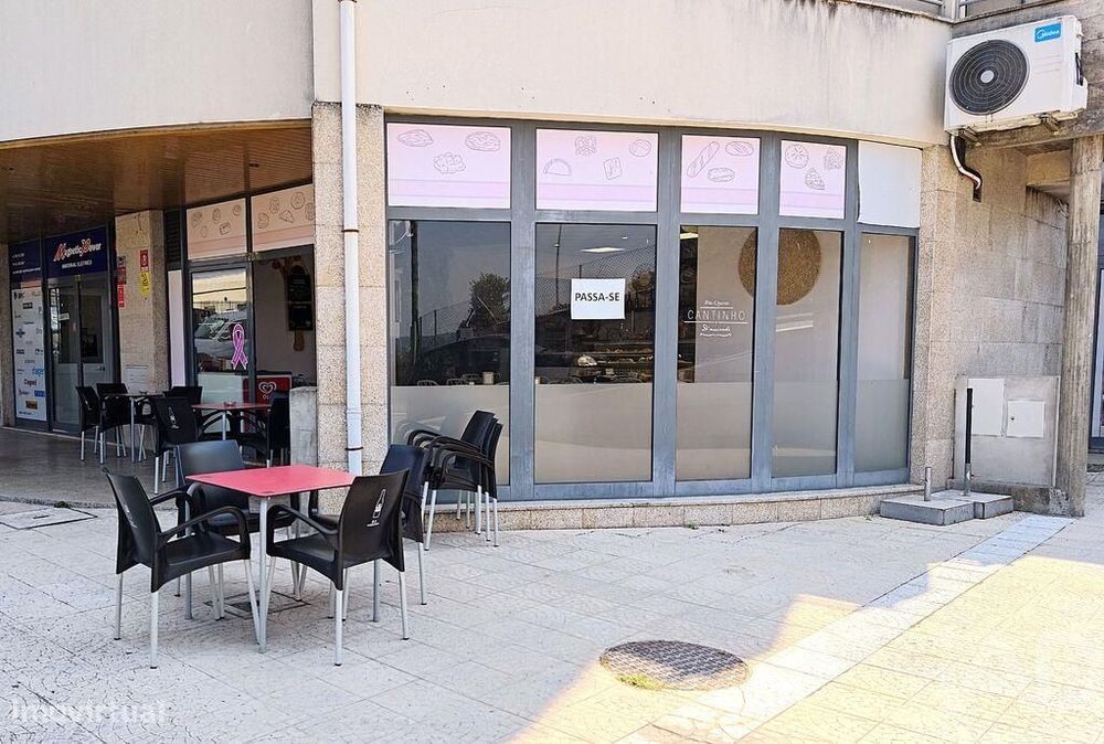 Shop / Commercial Establishment in Marco de Canaveses, 66.00 m²