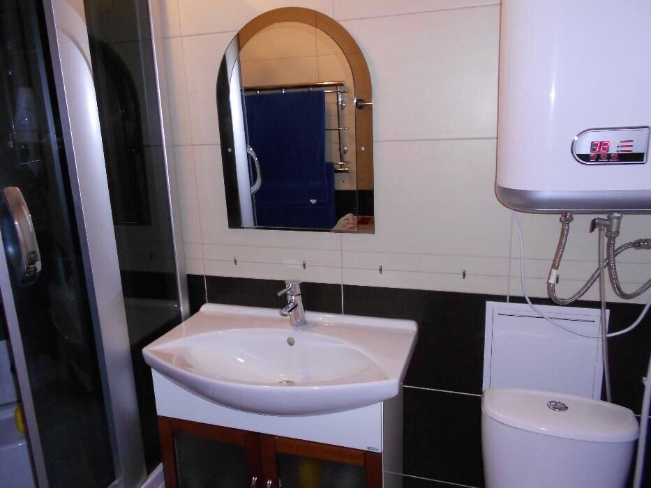 Подобова аренда квартири в районі вул.Велика Бердичівська від власника