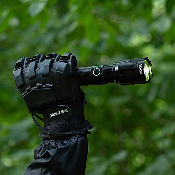 MOCNA Latarka taktyczna wojskowa LED akumulatorowa PRO zoom powerbank