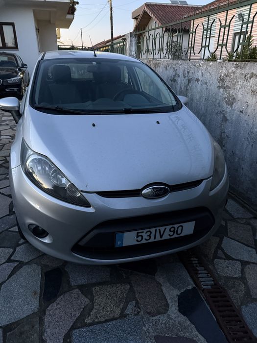 Vendo Ford fiesta em bom estado