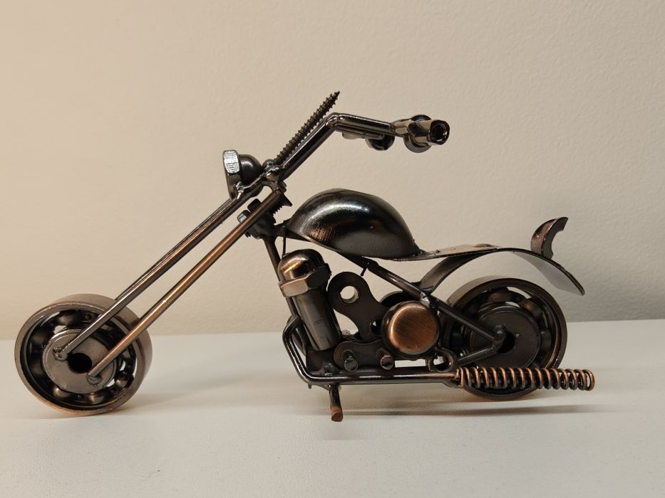 Metalowy model motocykla - spawany ręcznie robiony