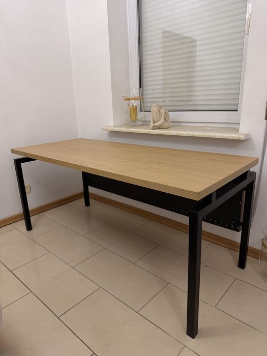 Sprzedam biurko, blat do butiku