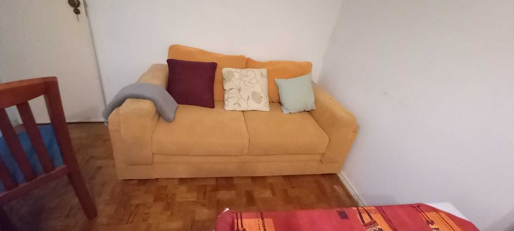 Sofá em bom estado