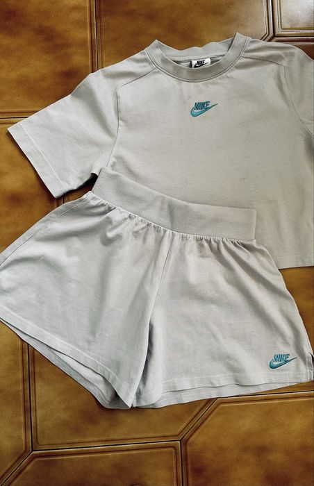 Костюм  Nike оригінал  р.137-146