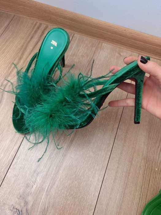 Босоніжки ZARA нові 38р