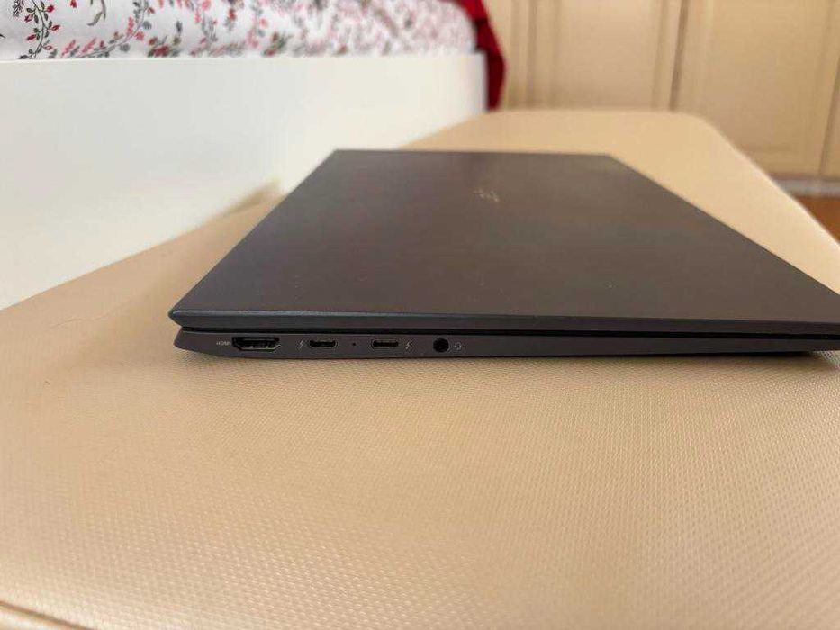Portátil LG Gram 15" 15Z90Q, i7 1260P, 1TB NVMe, 16 GB RAM, Windows 11 Pro
