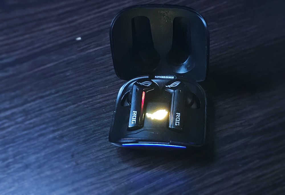 Ігрові навушники ASUS ROG Cetra True Wireless