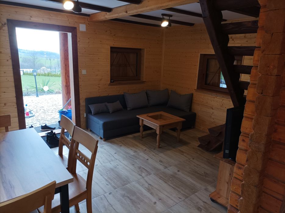 Całoroczny drewniany domek