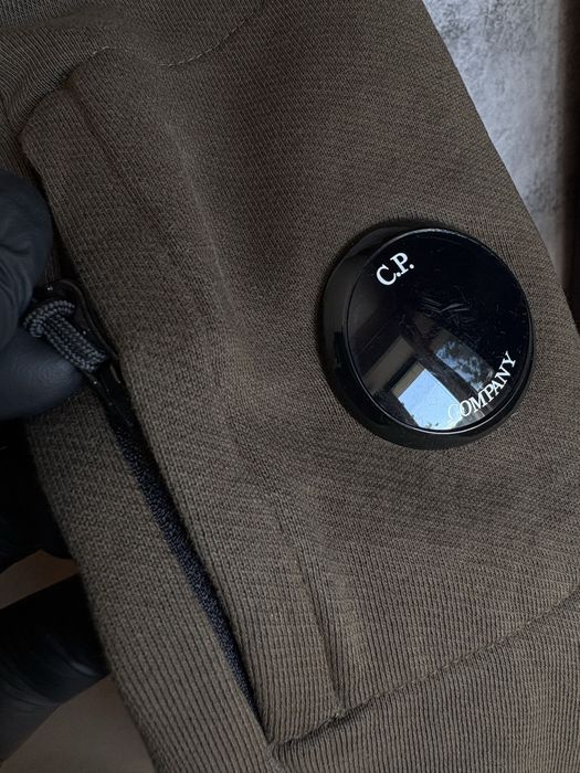 Оригинальный свитшот CP Company
