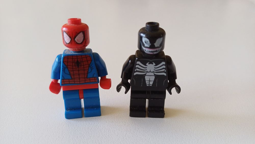 LEGO Juniors 10665 – Marvel Spider-Man vs Venom (Com Manual e Figuras)