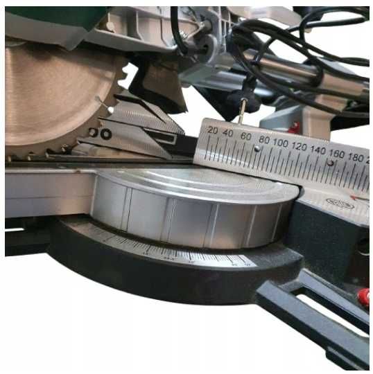 Piła ukośnica Metabo KGS 254 M