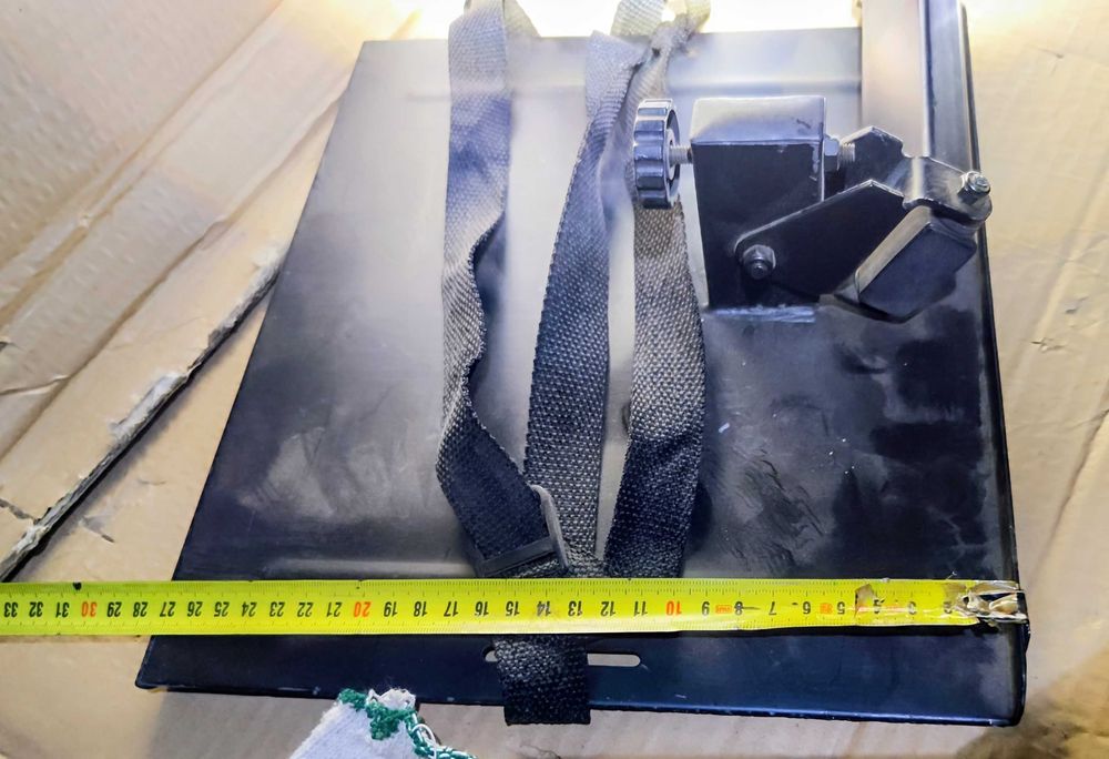 Подставка кронштейн полка под телевизор на стену