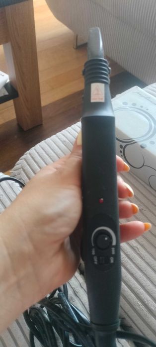 Zgrzewarka do przedłużania włosów na ciepło