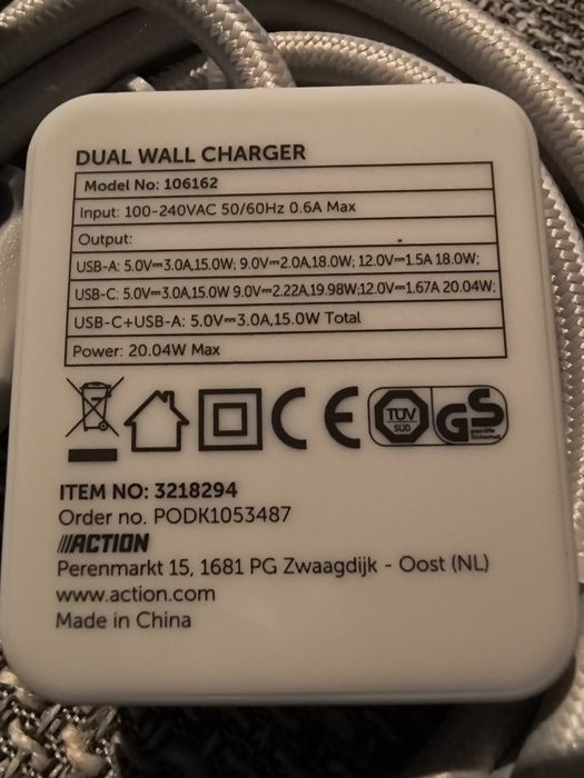 Ładowarka 2 X USB z kablem 3 metry.2 X 20W.