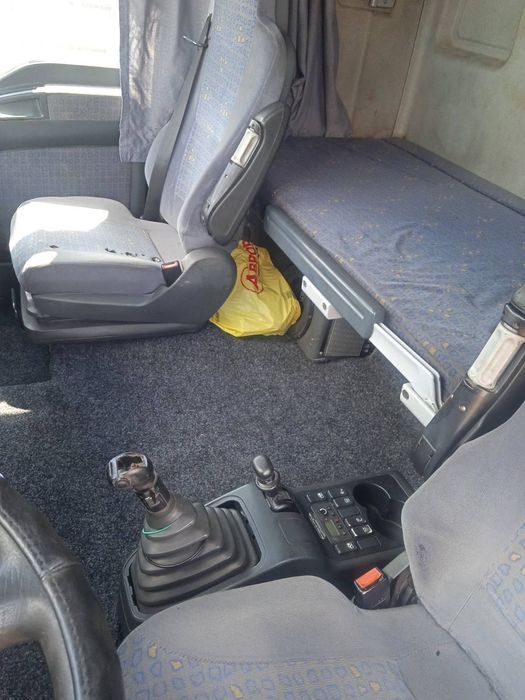 Тягач   MAN   2002