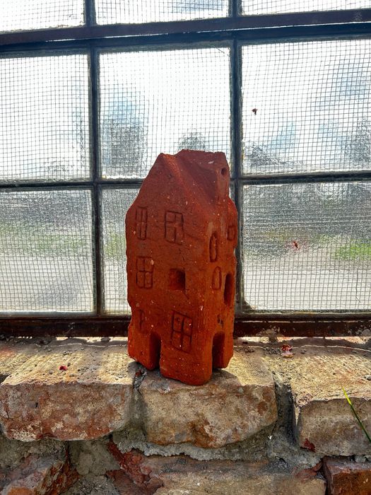 Rzeźby z cegły - unikalna dekoracja ogrodowa / wnętrzarska