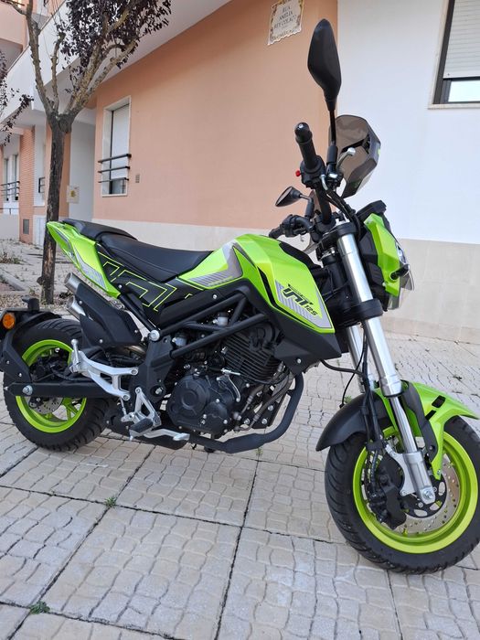 Beneli  TNT 125 de 2025 com 500 km