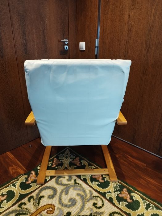 Cadeirão IKEA branco