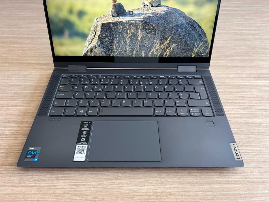 Lenovo Yoga 7 14" (Intel i7 / 16GB RAM / 1TB SSD) – Ecrã Tátil 2-em-1